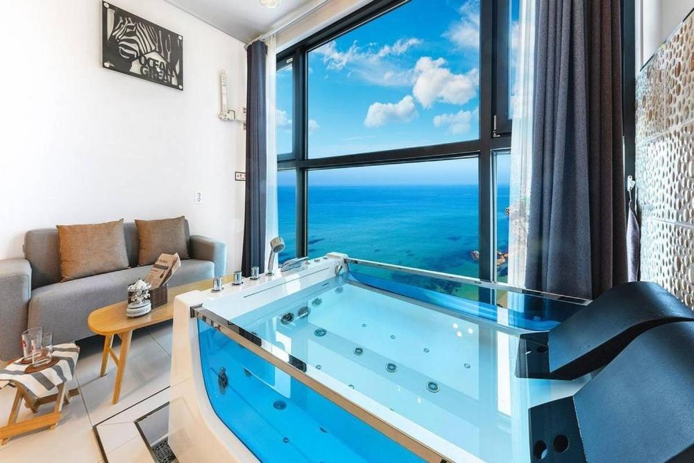 The Great Ocean Pension Gangneung Room photo