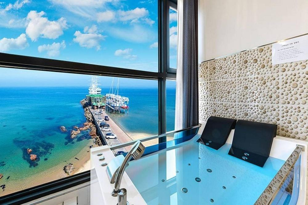 The Great Ocean Pension Gangneung Room photo