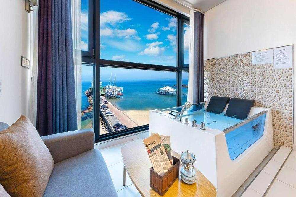 The Great Ocean Pension Gangneung Room photo